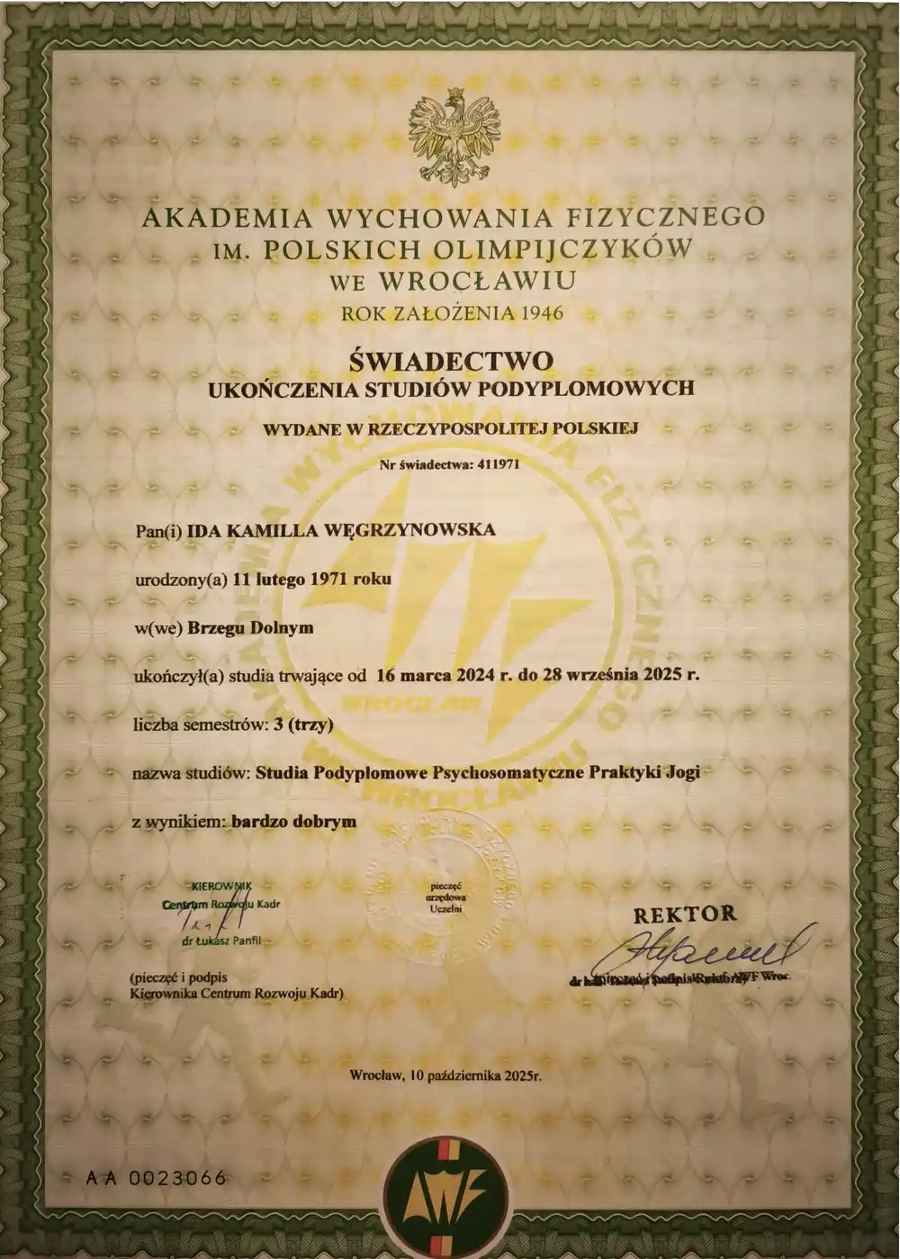 Dyplom studiow z jogi psychosomatycznej